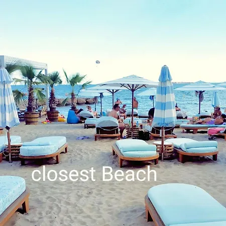 Seaside 1 Bedroom With Balcony, Max 4 Guests Apartman Napospart