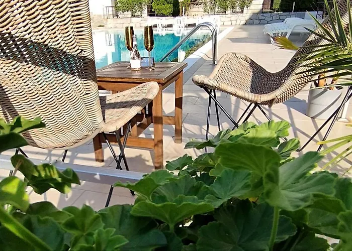Apartman Seaside 1 Bedroom With Balcony, Max 4 Guests