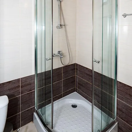 Seaside 1 Bedroom With Balcony, Max 4 Guests Апартаменты